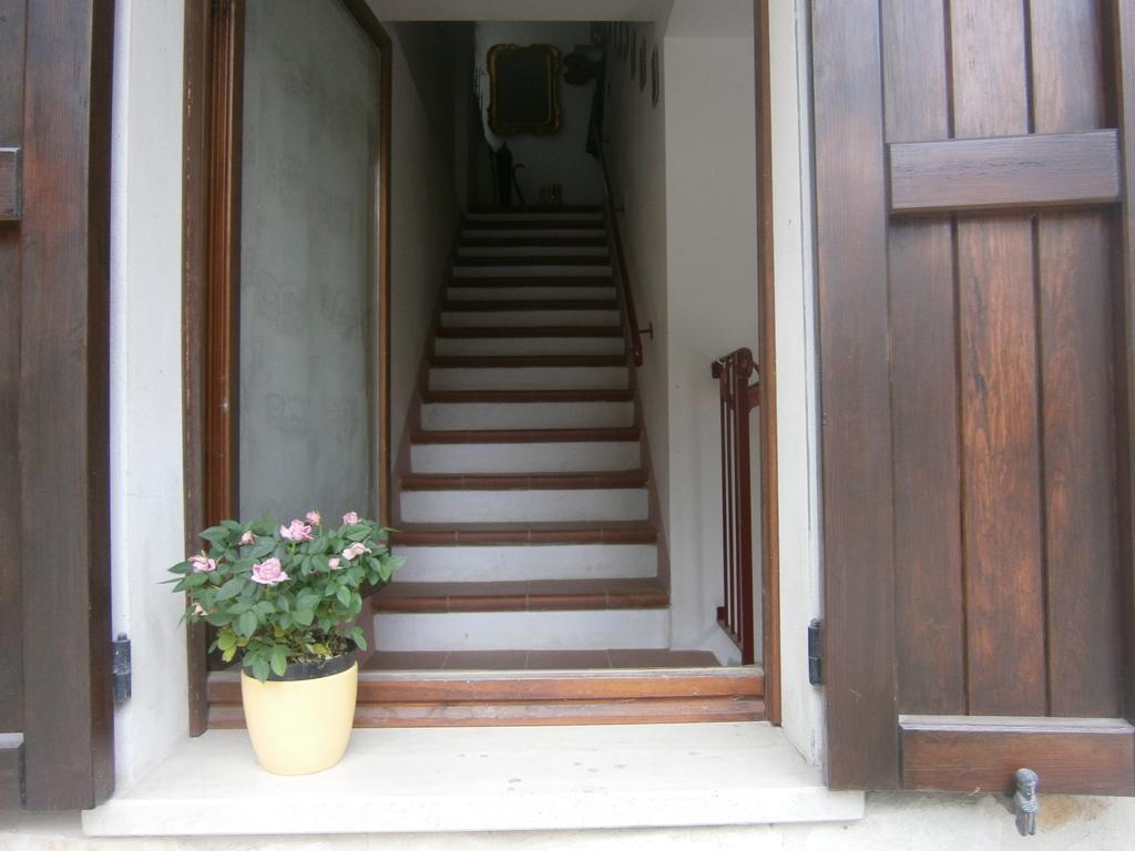 Bed And Breakfast Al Posto Bello بيرودجا الغرفة الصورة