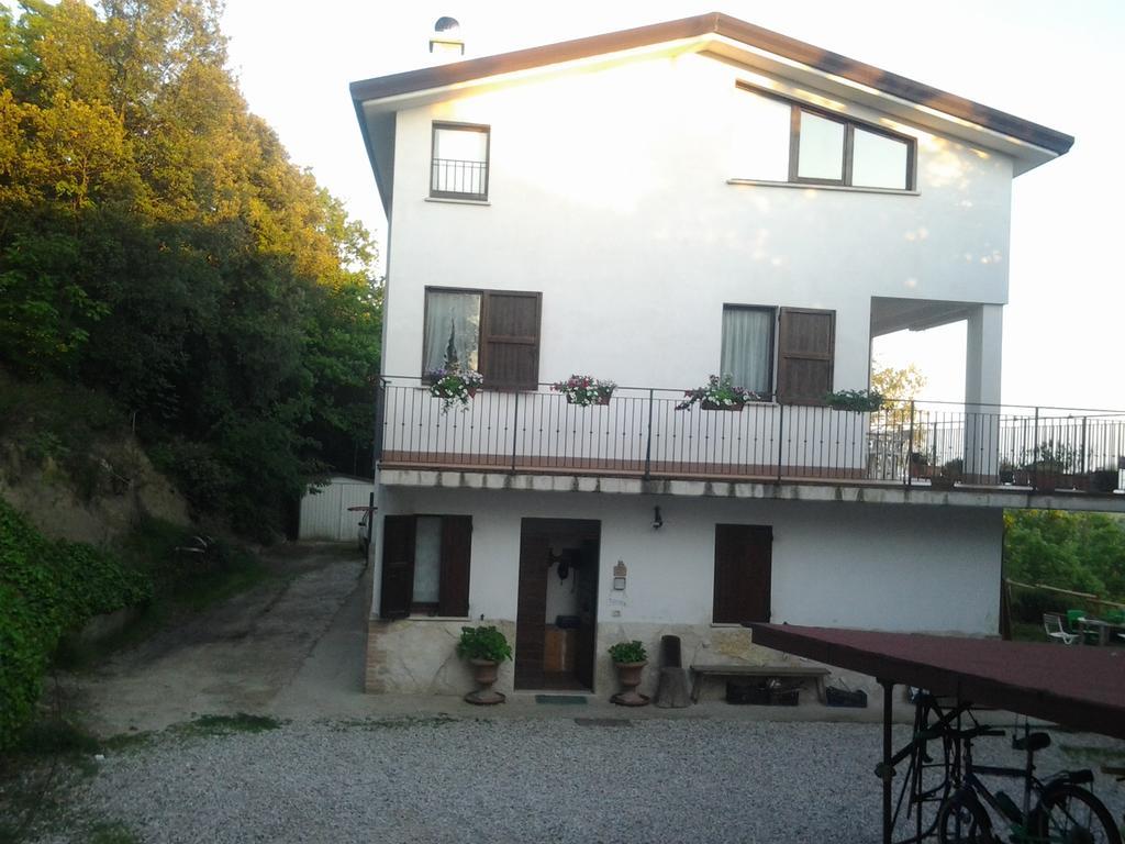 Bed And Breakfast Al Posto Bello بيرودجا المظهر الخارجي الصورة